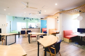 店舗案内・スタッフ紹介
