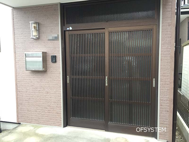 カバー工法で玄関ドア交換工事-2