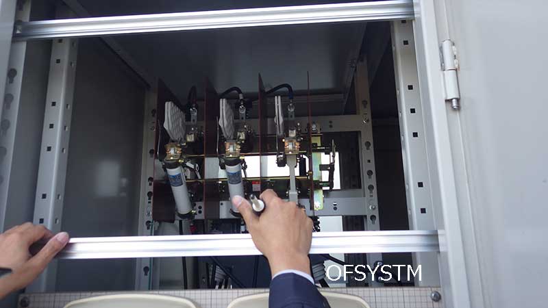 S社様　太陽光発電用キュービクル点検