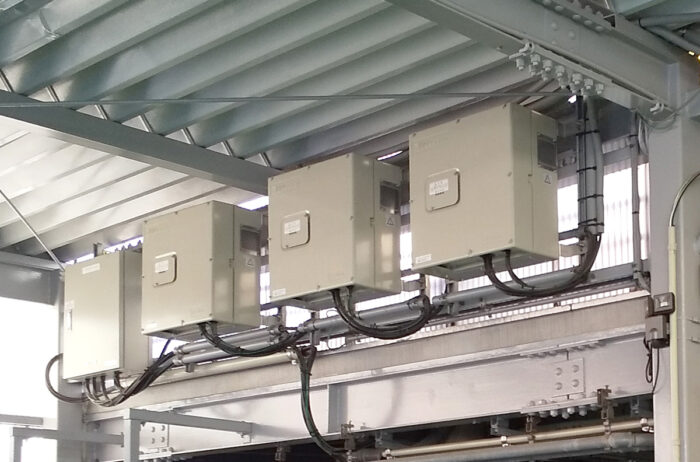 まずは既存太陽光発電の系統組み換えから。